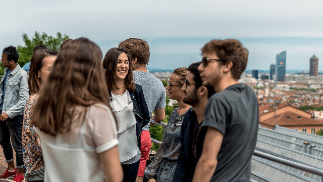 ANCIENS ÉLÈVES, complétez votre profil !